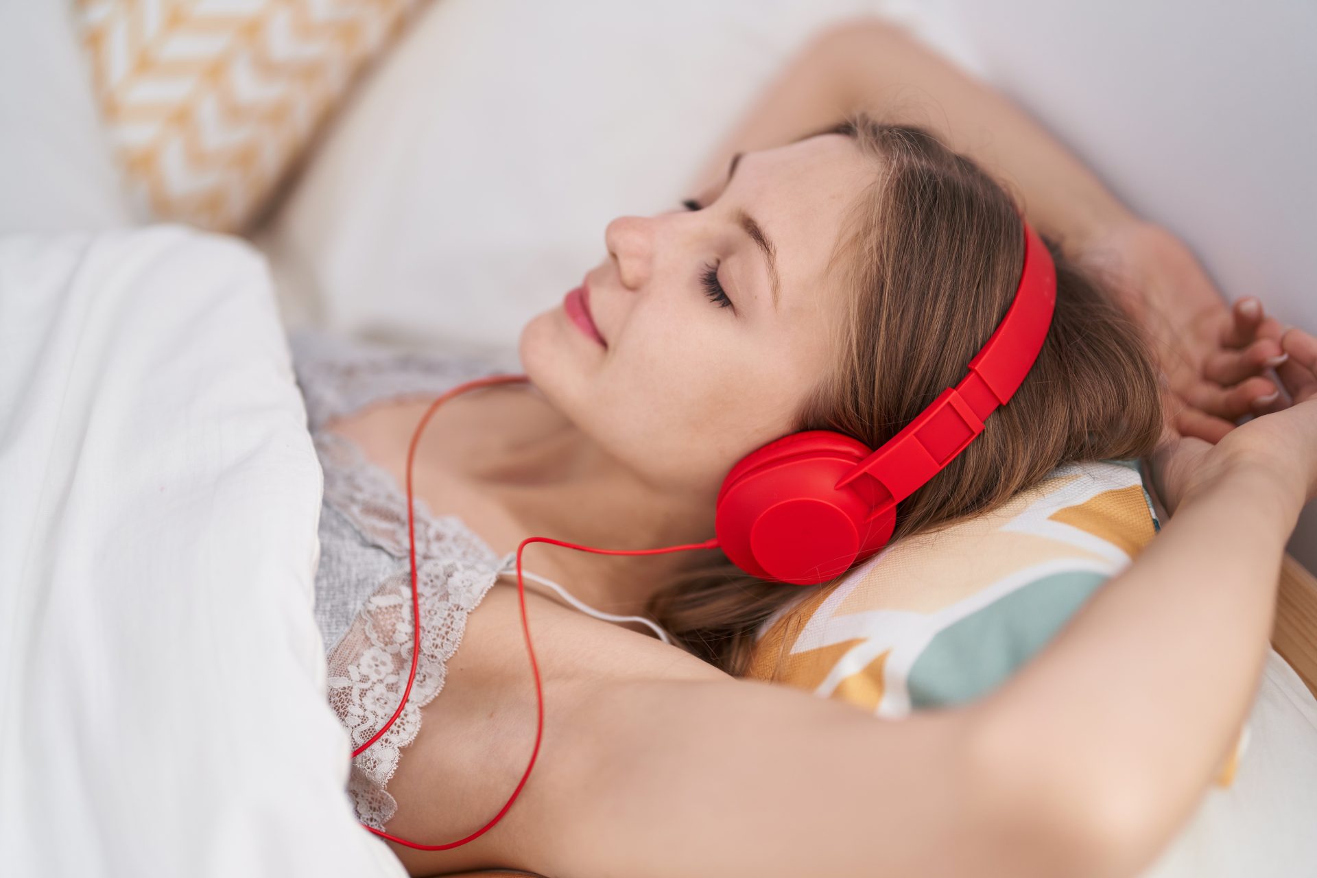 Ako výber hudby môže ovplyvniť kvalitu vášho spánku
